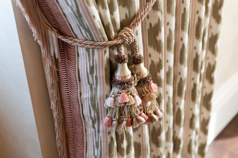 Detailed tassel and braid trimming
